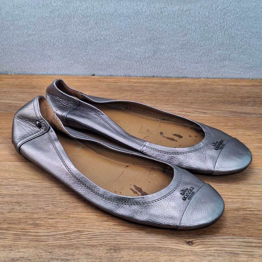 Coach Chelsea Ballet Flats Women 10 B Metallic Round Cap Toe Silver Logo Shimmer